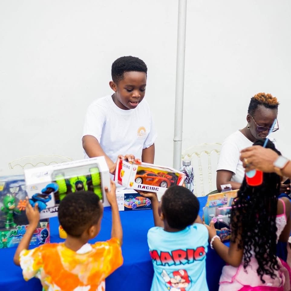 Young sellers at Market Day